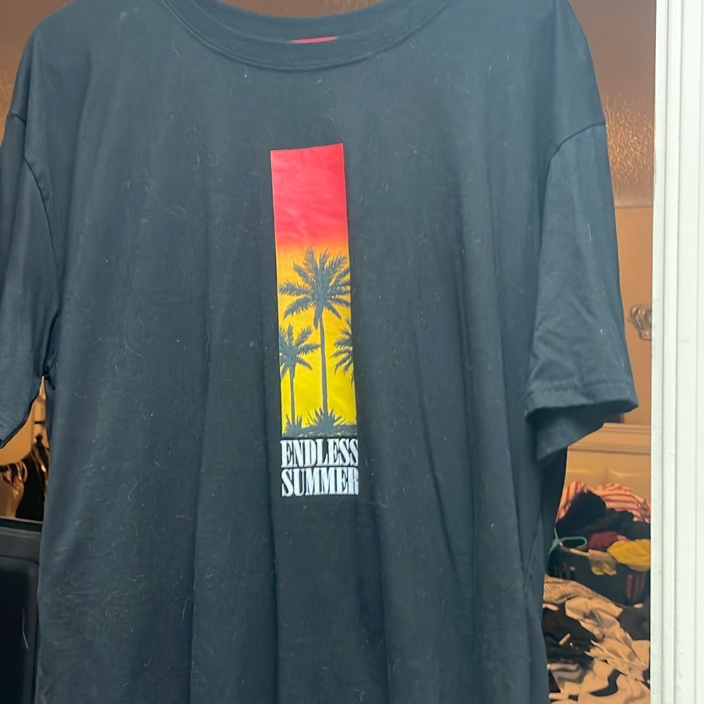 Mens XL graphic Tee